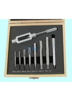Вороток и  7 метчиков М3-М12 Р18 в дер. коробке (8 поз.) 