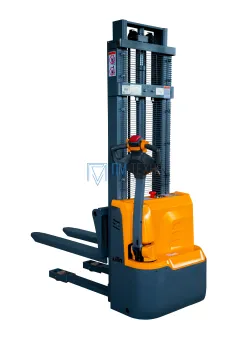 Штабелер самоходный 1,5 т 1,6 м XILIN CDD15R-EN с раздвижными вилами (сопровождаемый)