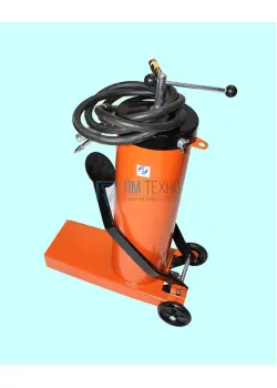 Бачок маслонагнетательный 10л с механическим ножным приводом LD-24023D 