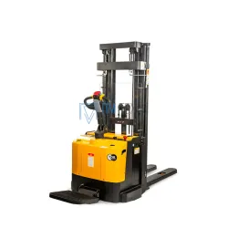 Штабелер самоходный 1,5 т 4,5 м TOR ES15T4 Li-ion 24/200 В/Ач (с платформой)