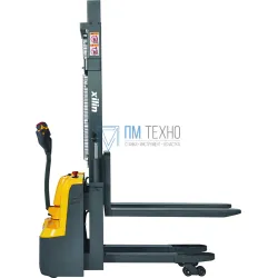 Штабелер самоходный 1,2 т 2,5 м XILIN CDD12R-ES двухуровневый 
(сопровождаемый)