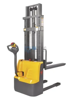 Штабелер самоходный 1,5 т 3,5 м XILIN CDD15R-E (сопровождаемый)