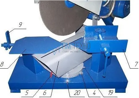 SOM-400P_uzli_1